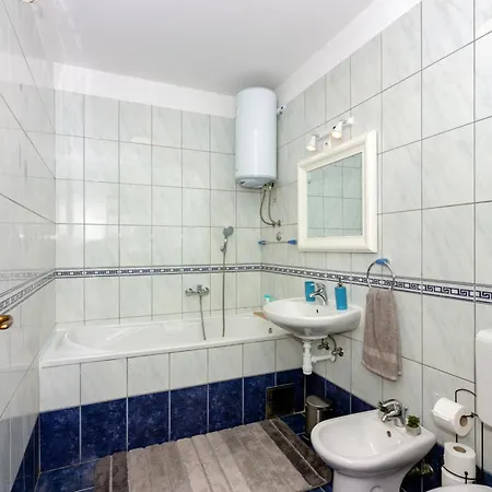Apartman Znjan *